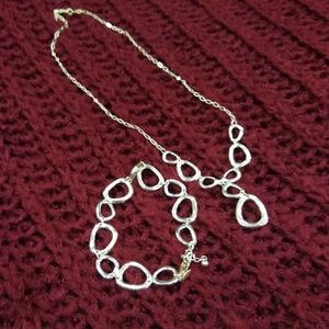 2/$15 Necklace and bracelet set